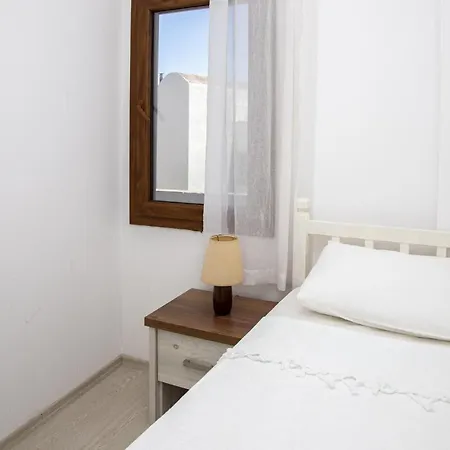 3 Bedroom Comfy House With Peaceful View In Yalikavak Willa